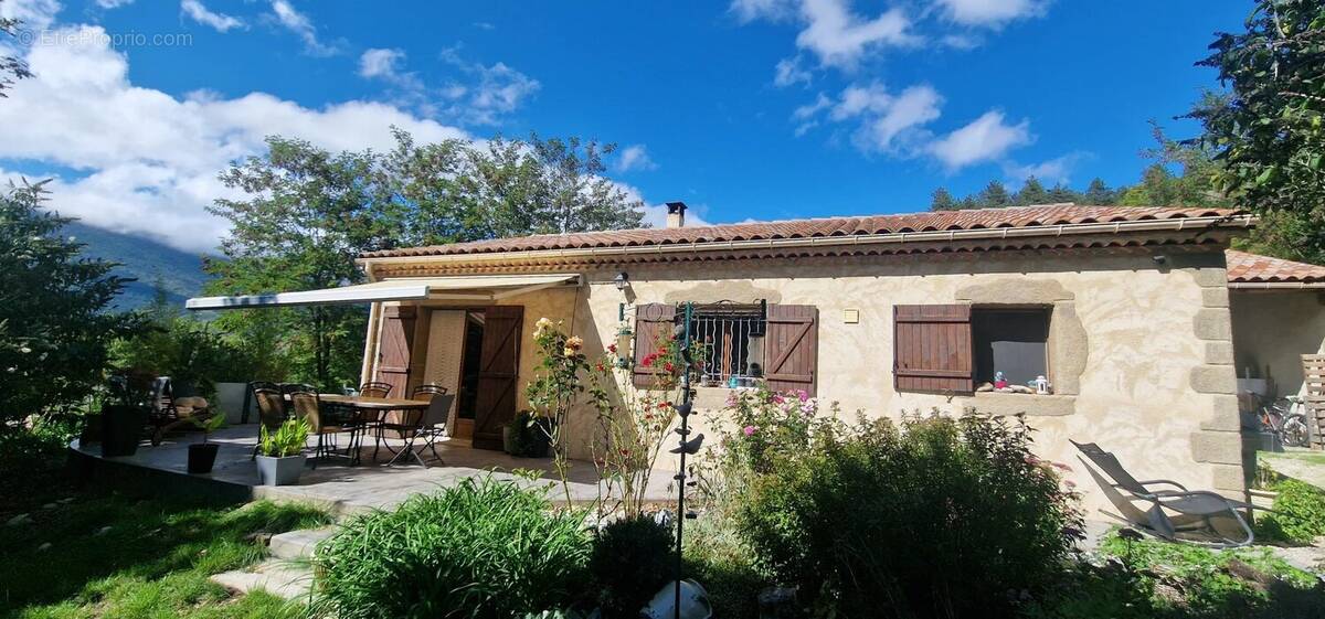 Maison à LUC-EN-DIOIS