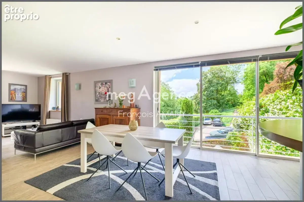 Appartement de caractère au cœur de Dommartin - photo 1