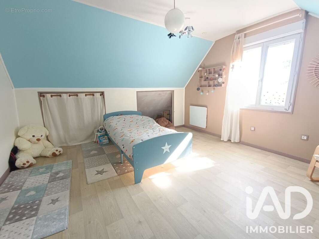 Maison 110 m² à Michery  - photo 9