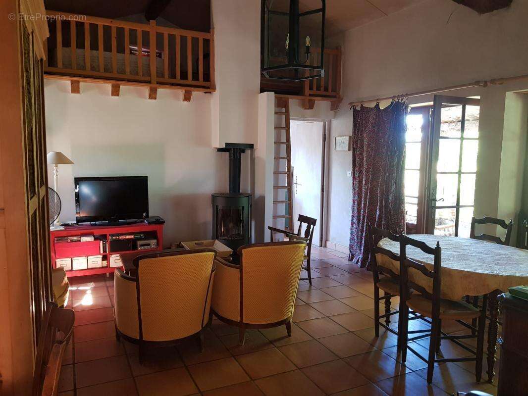 Maison à CHANDOLAS