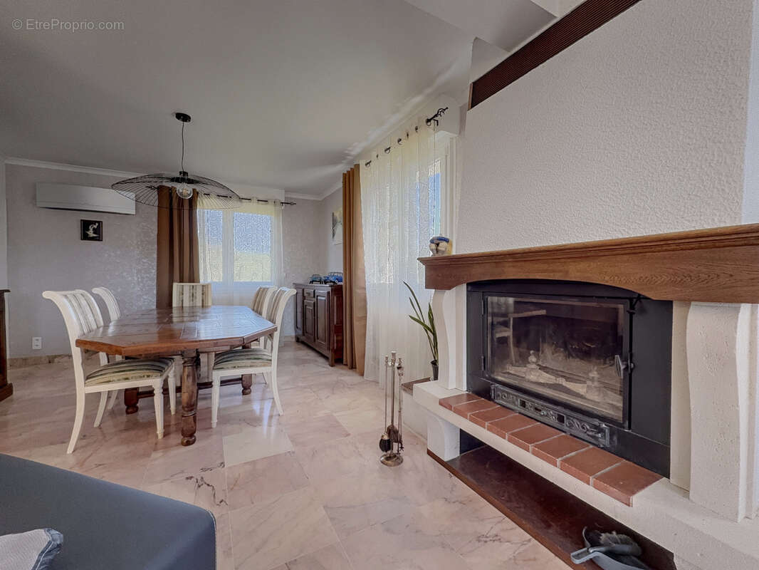 Appartement à MATTAINCOURT