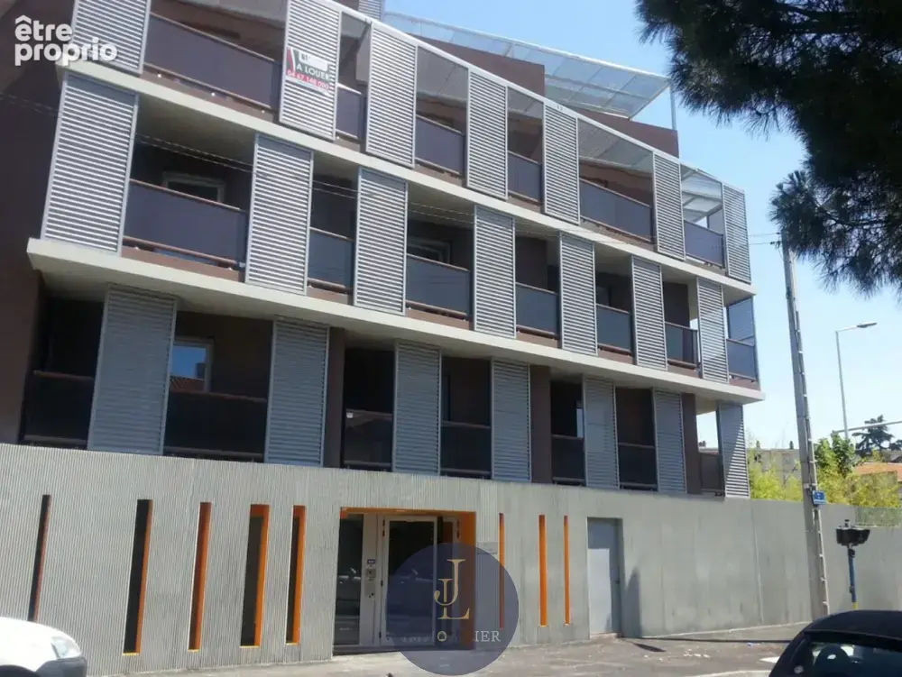 Charmant T3 lumineux avec grande terrasse et double stationnement. - photo 4