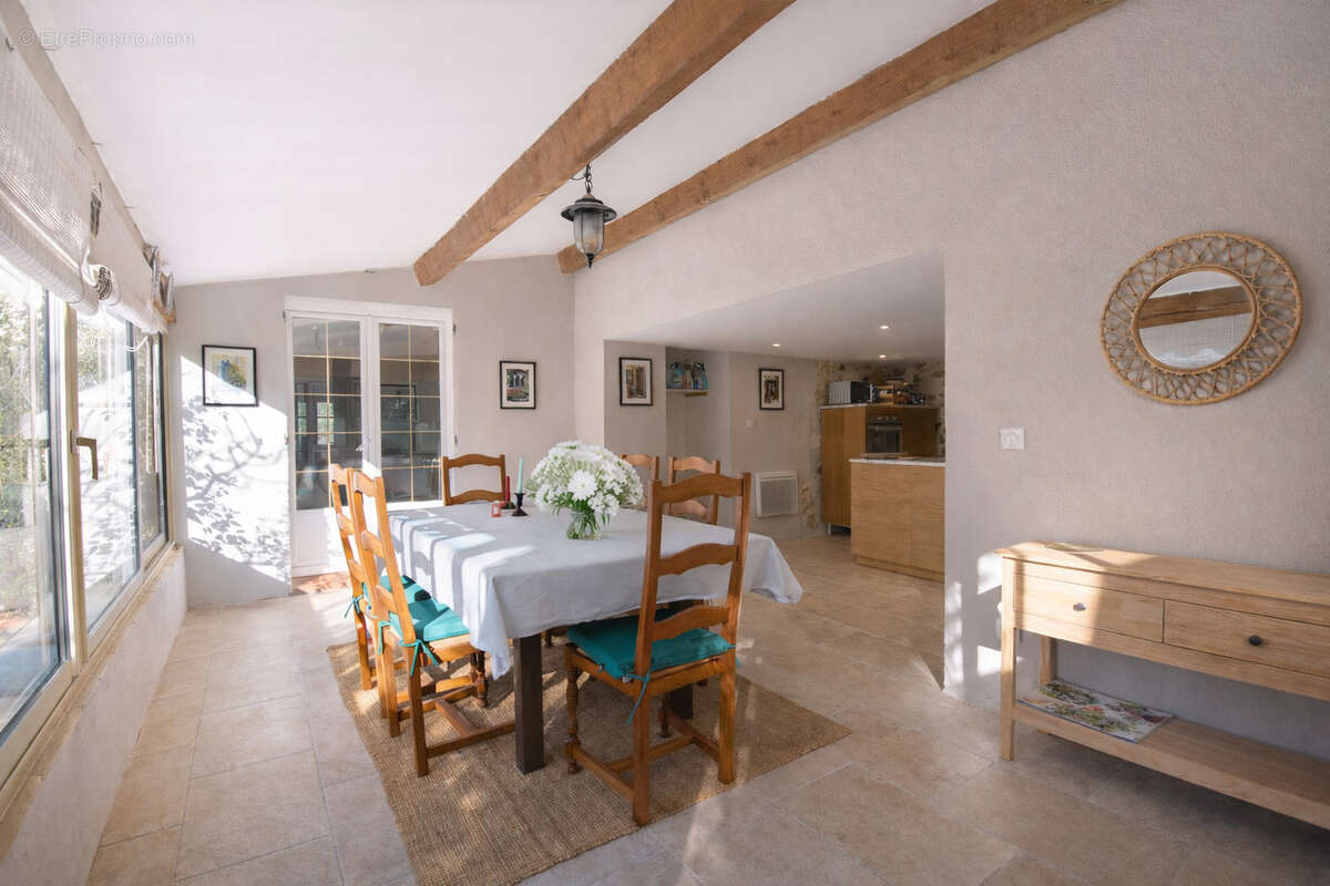 Maison à LORGUES