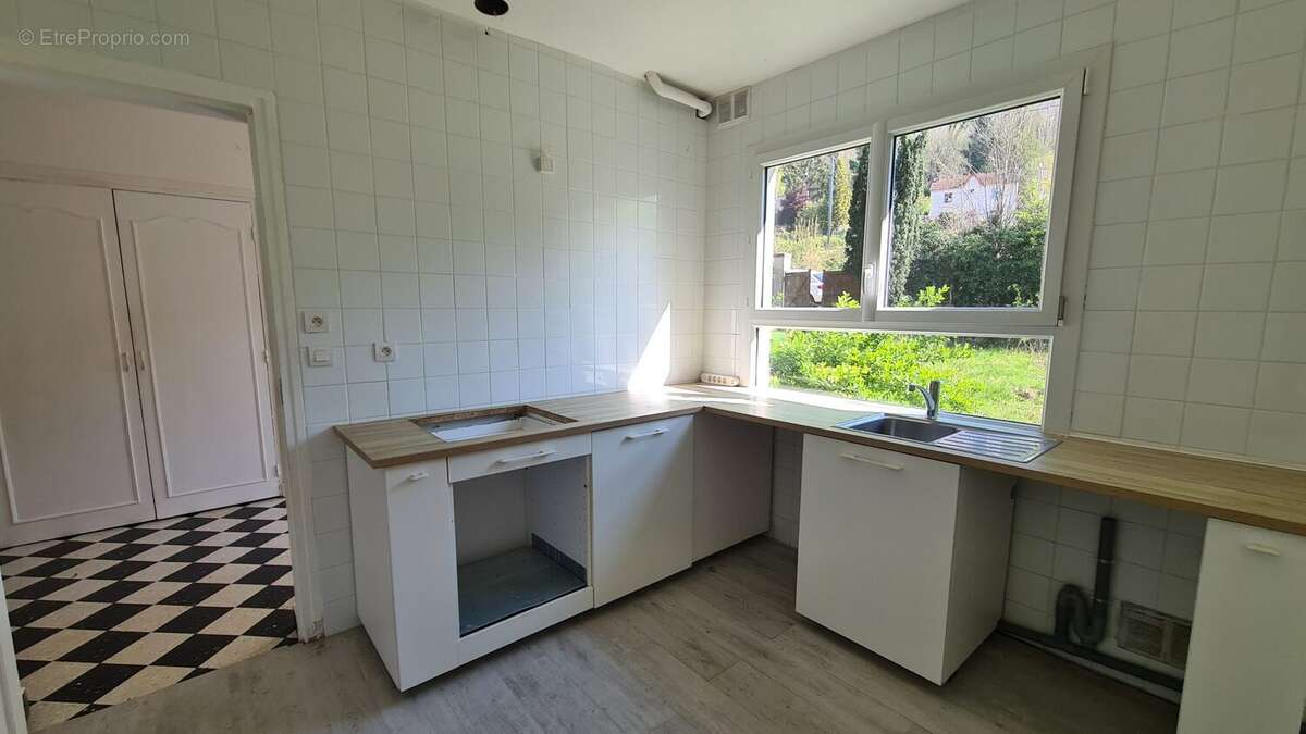 Maison à MAREIL-SUR-MAULDRE