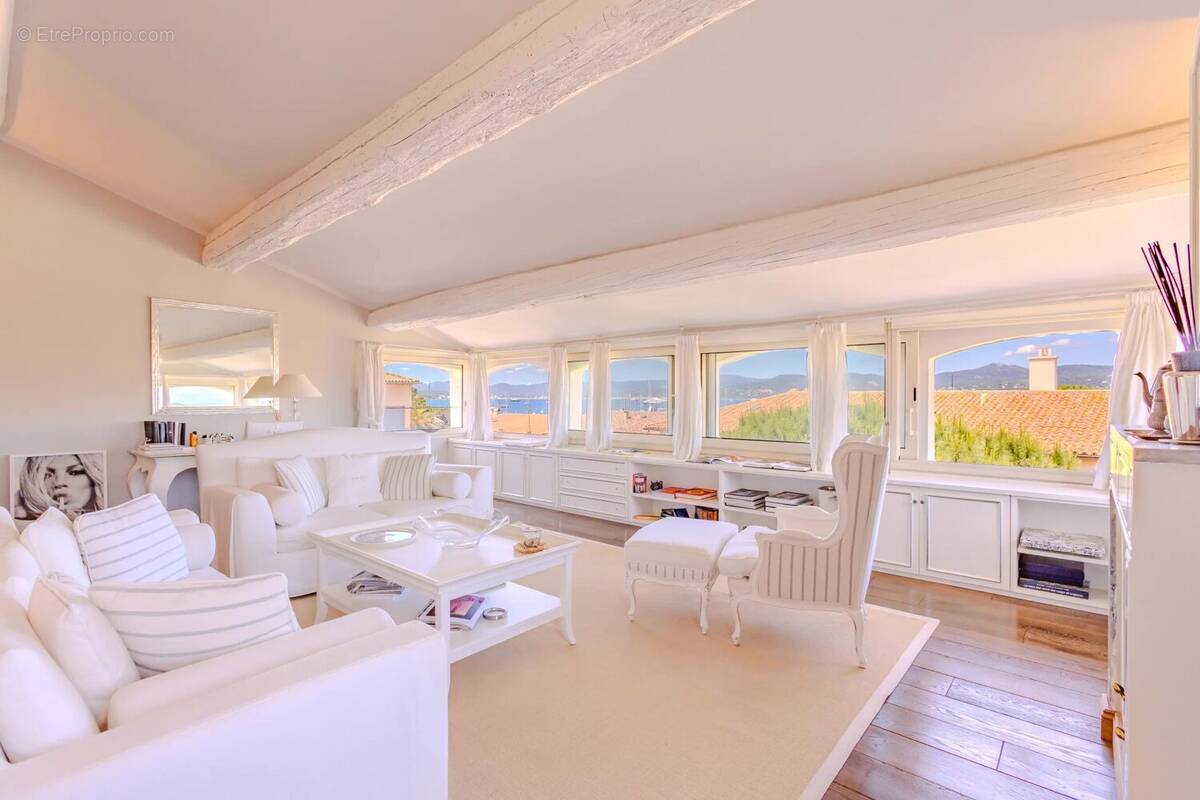 Appartement à SAINT-TROPEZ