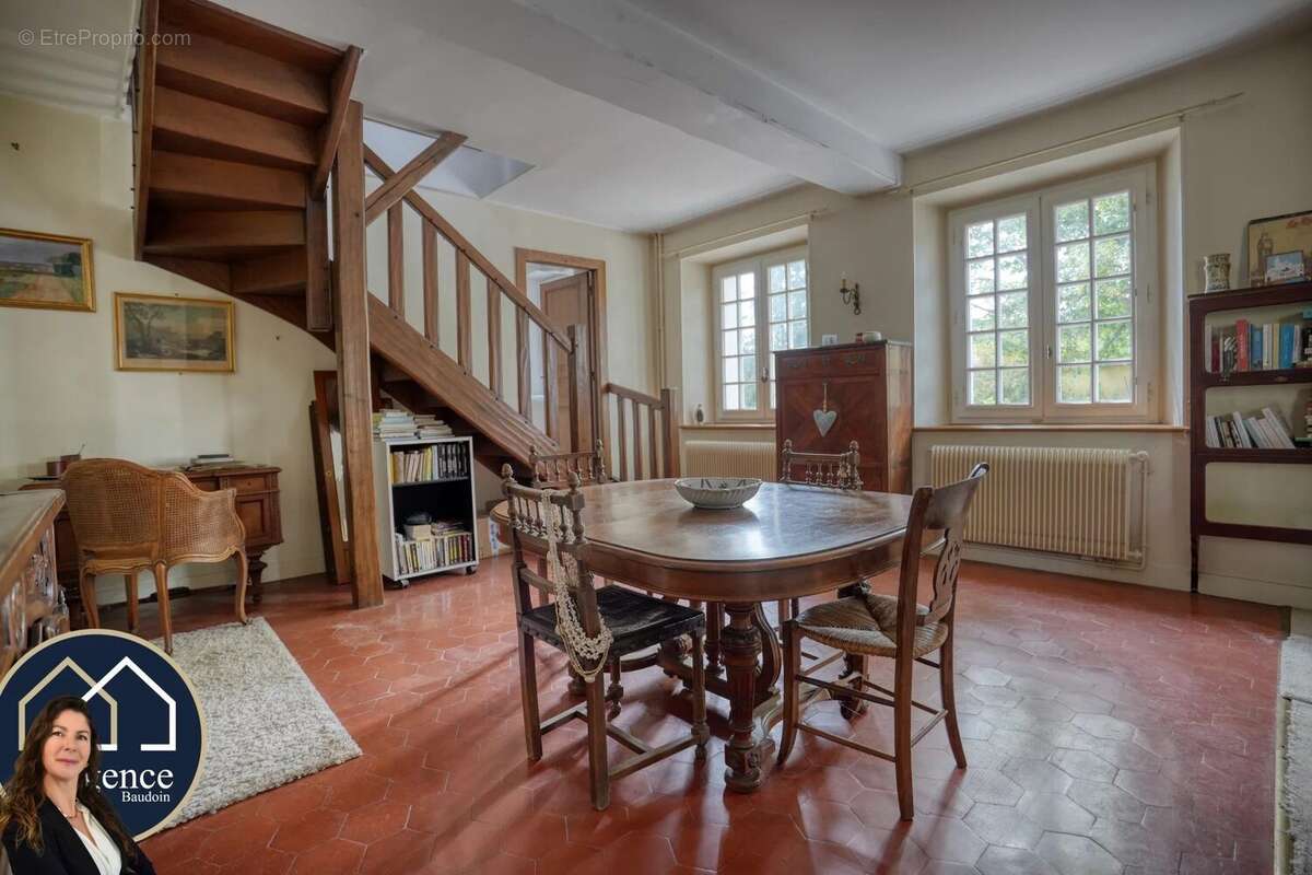Maison à LA BOISSIERE-ECOLE