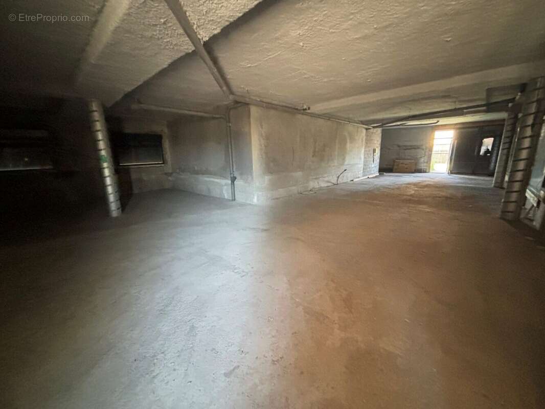 Commerce à VALENCIENNES