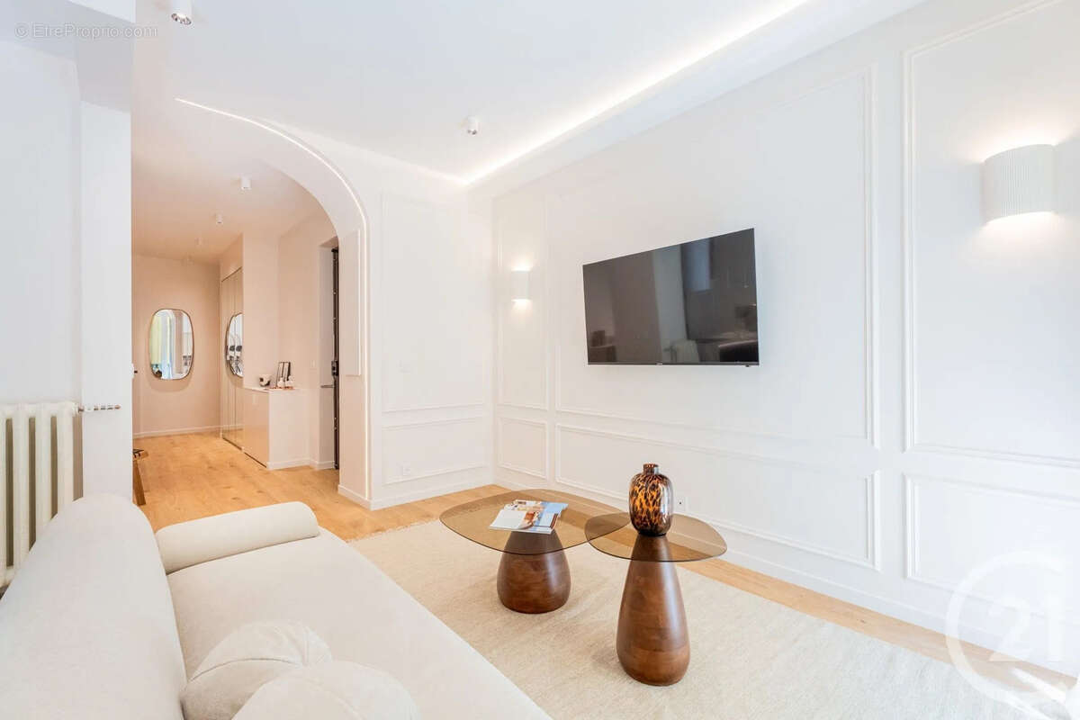 Appartement 70 m² à Nice  - photo 3