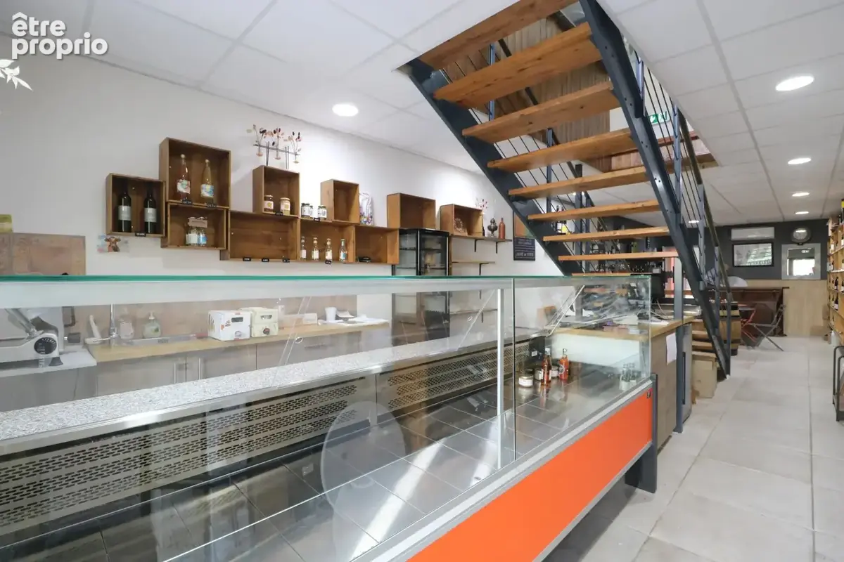 Local Commercial de 125m² au coeur de Soucieu - photo 3