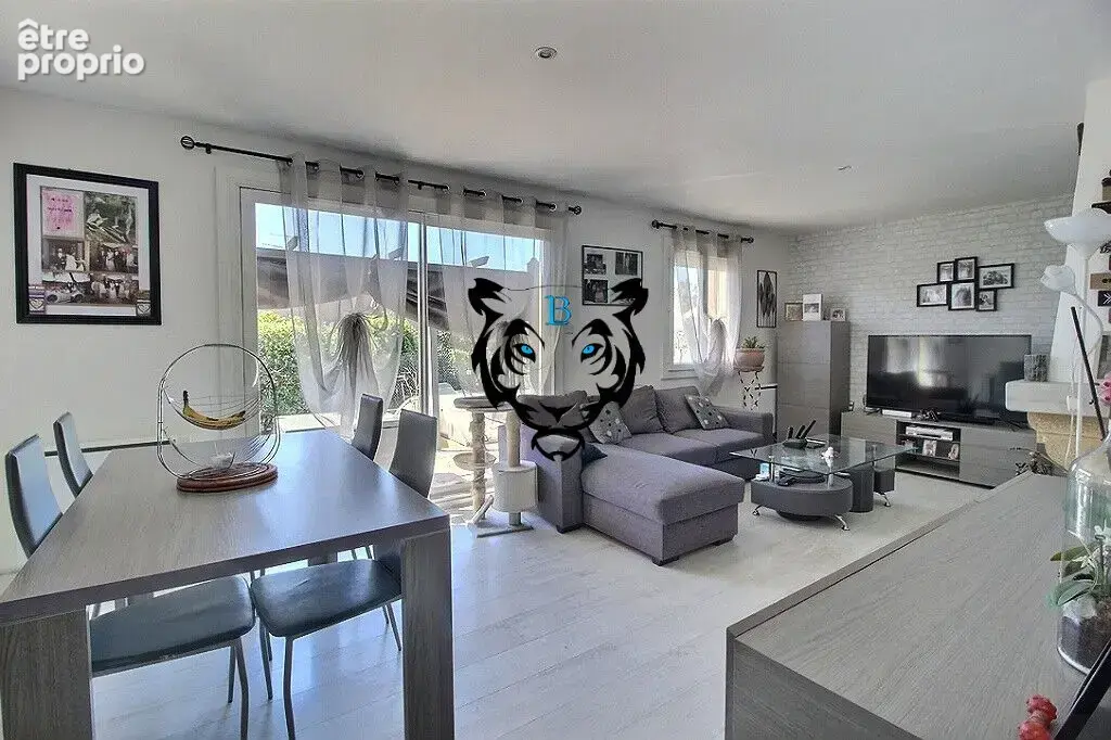 Maison plain-pied 4 pièces avec piscine, garage et terrain de 971 m² - photo 3