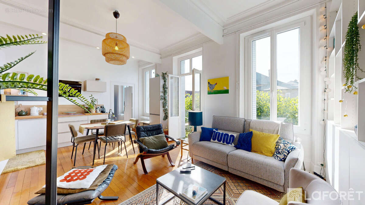 Appartement à MOULINS