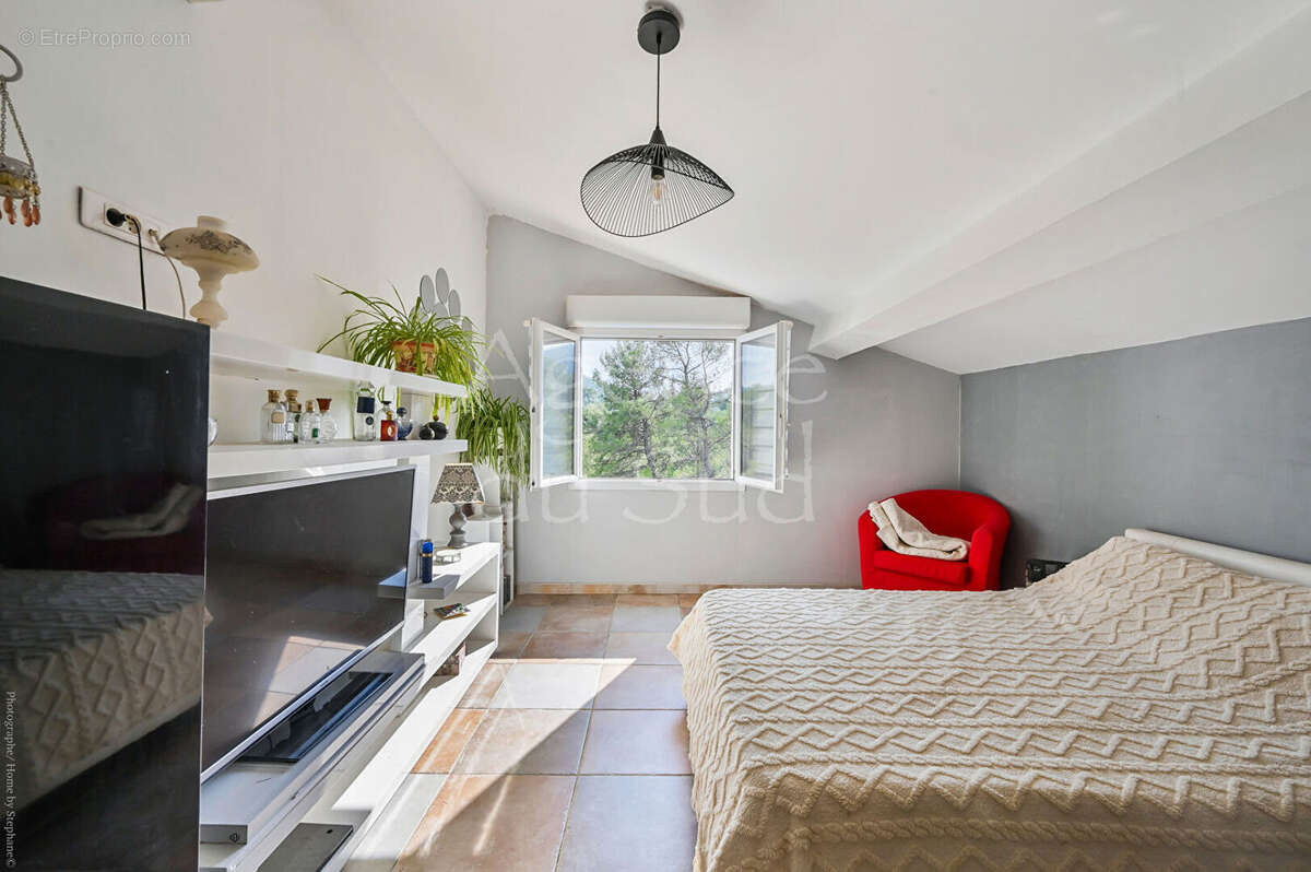 Maison à LA DESTROUSSE