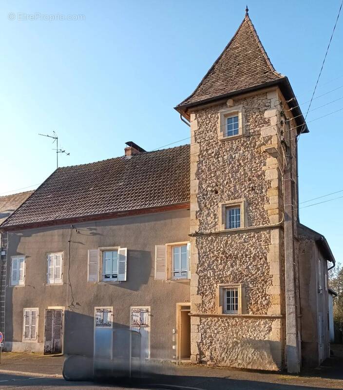 Maison à PERRECY-LES-FORGES