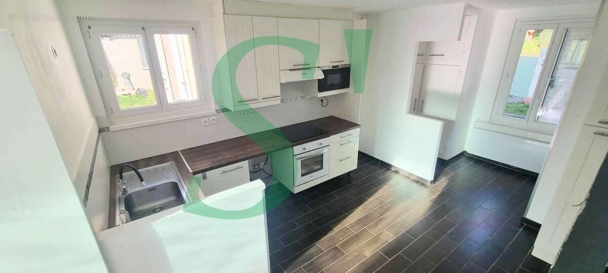 Maison à SAINT-CLAIR-SUR-EPTE