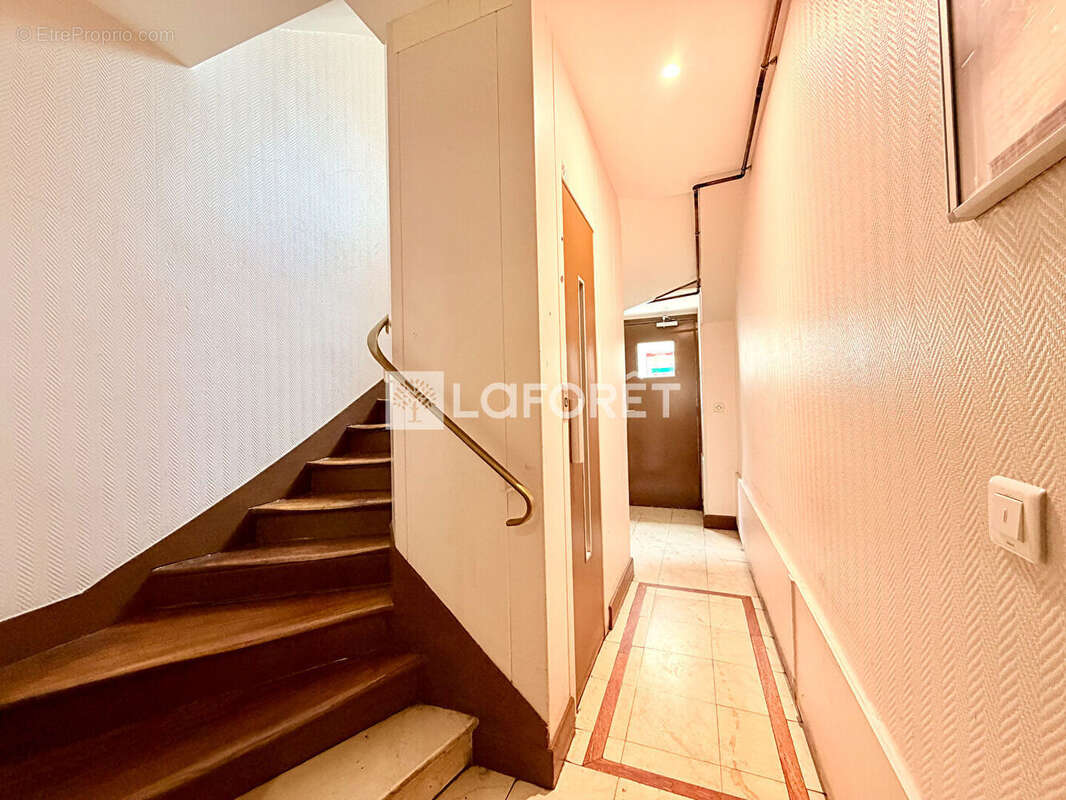 Appartement à PARIS-12E