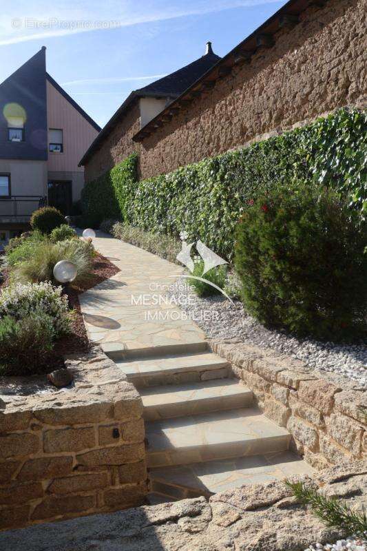 Maison à DINAN