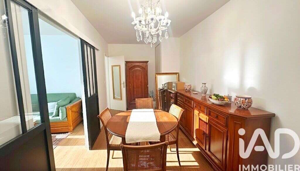 Photo 4 - Appartement à SAINT-DENIS