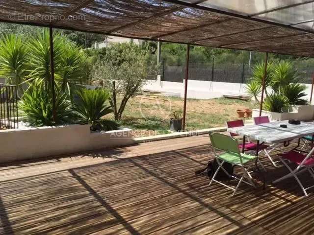 Maison à LA CADIERE-D'AZUR