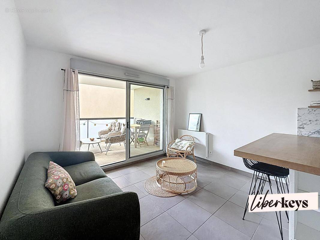 Appartement à SIX-FOURS-LES-PLAGES