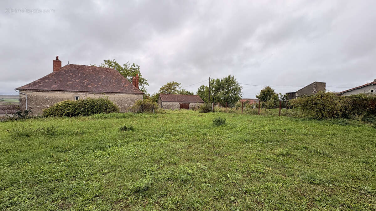 Maison à NAVES