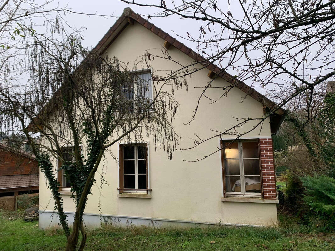 Maison à MEZY-SUR-SEINE