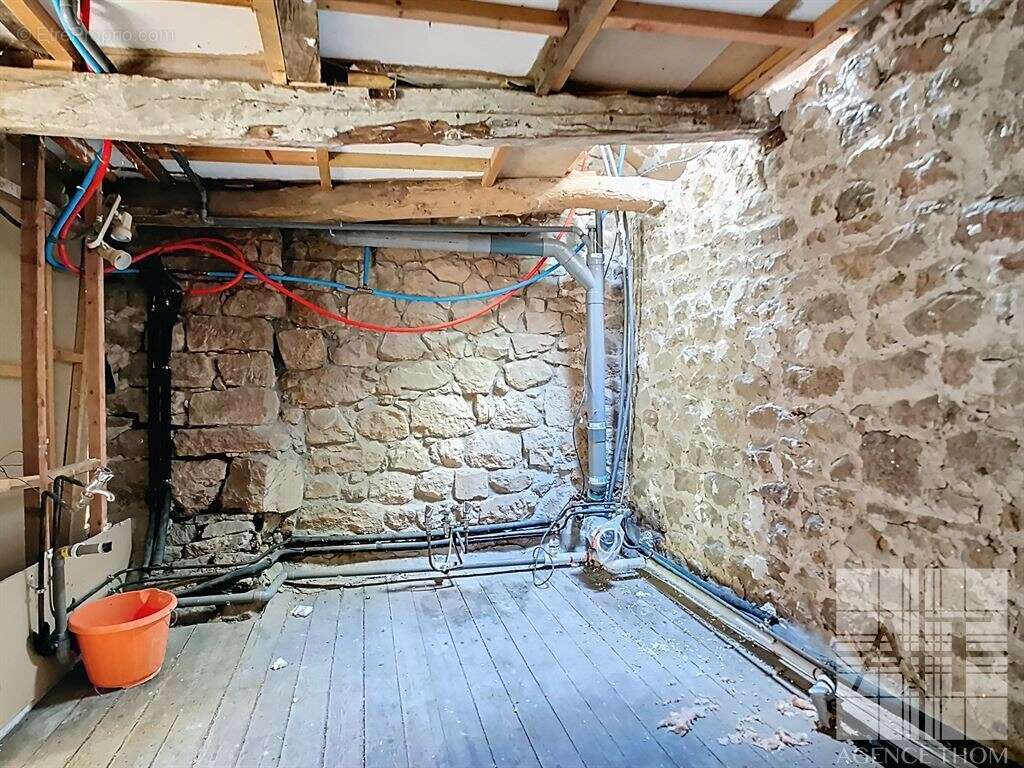 Maison à MEGRIT