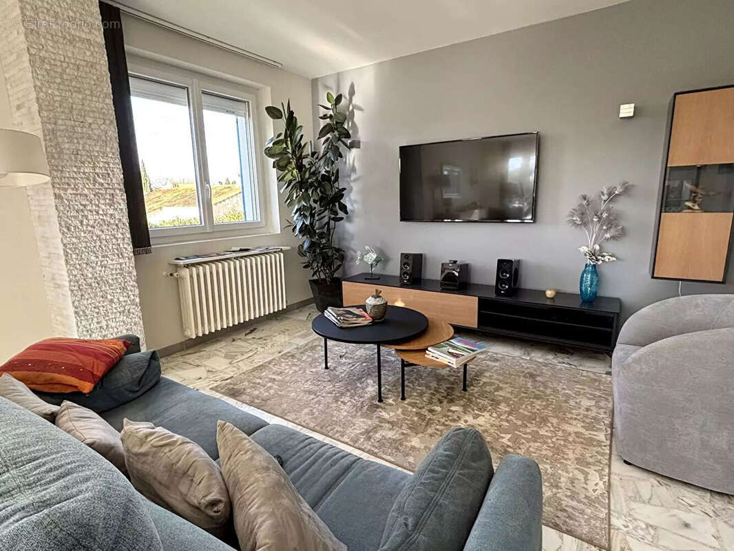 Maison à SAINT-MARTIN-DE-CRAU