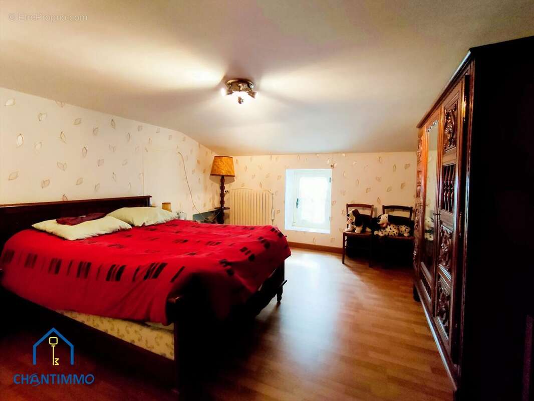 Maison à LA CAILLERE-SAINT-HILAIRE