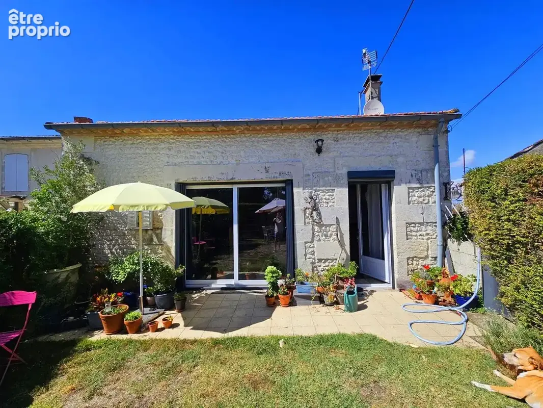 Maison à CHENAC-SAINT-SEURIN-D'UZET