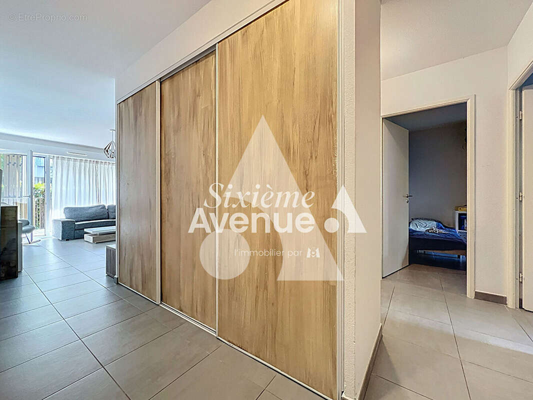 Appartement à MOUANS-SARTOUX