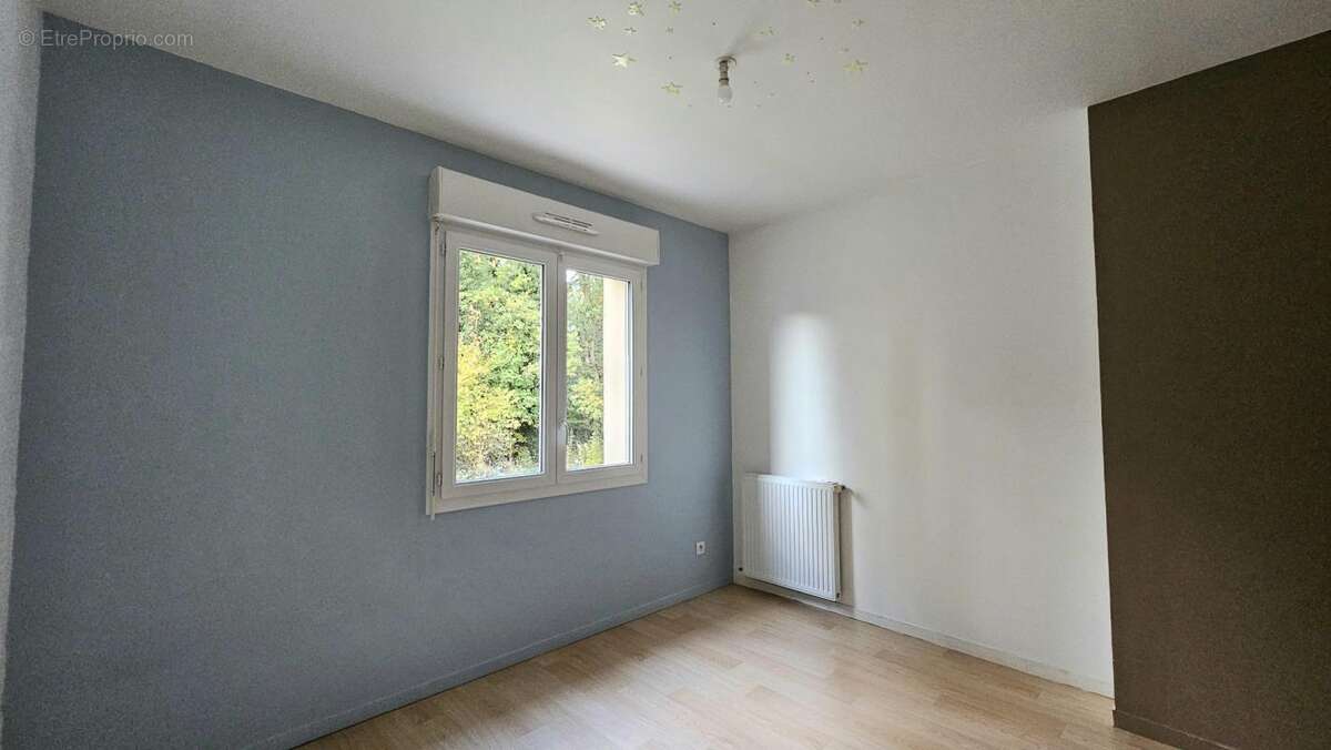 Maison à SAINT-ETIENNE-DU-ROUVRAY