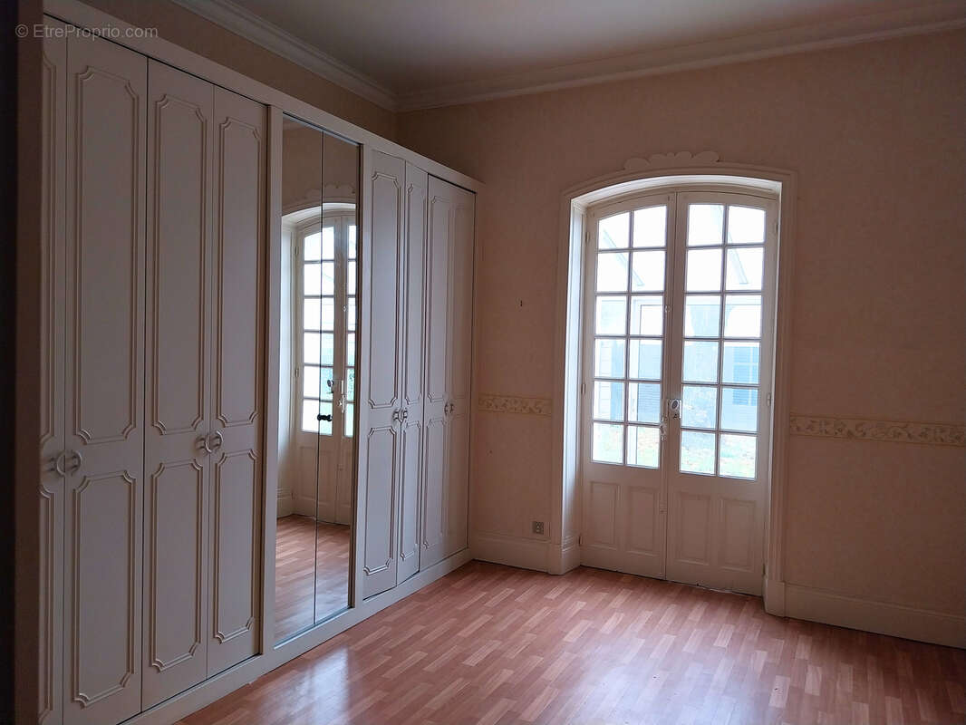 Maison à COGNAC