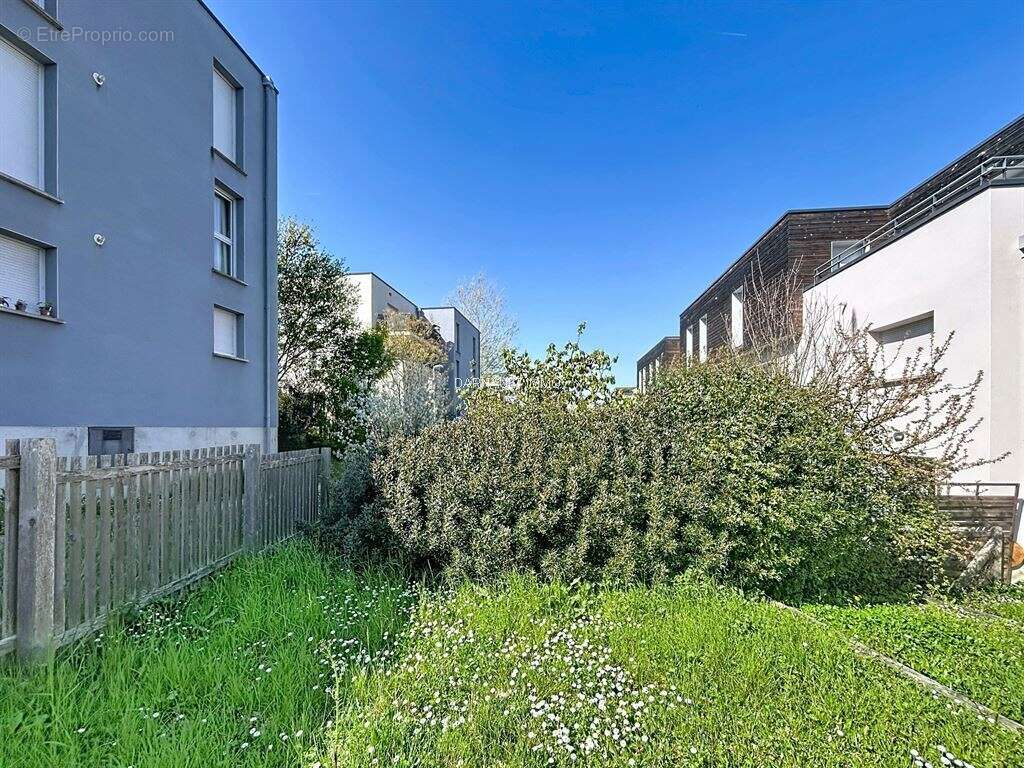 Appartement à SAINT-ORENS-DE-GAMEVILLE