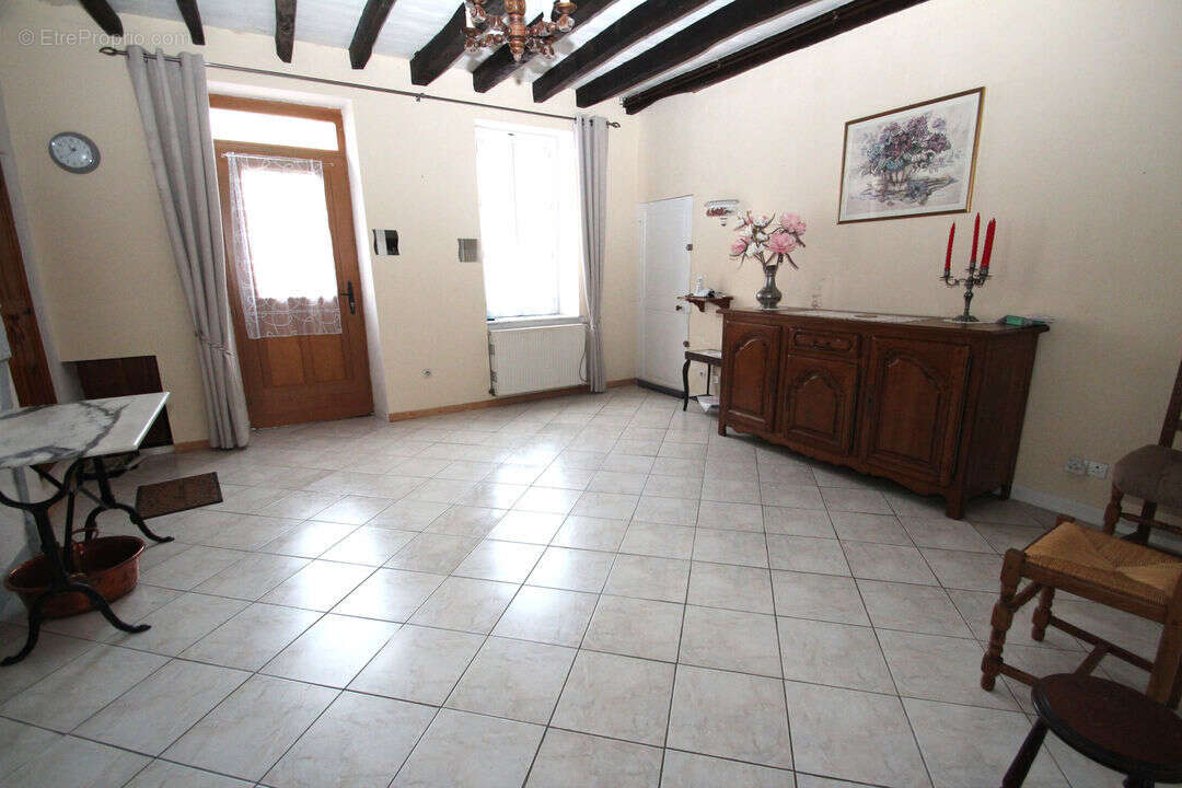 Maison à DECIZE