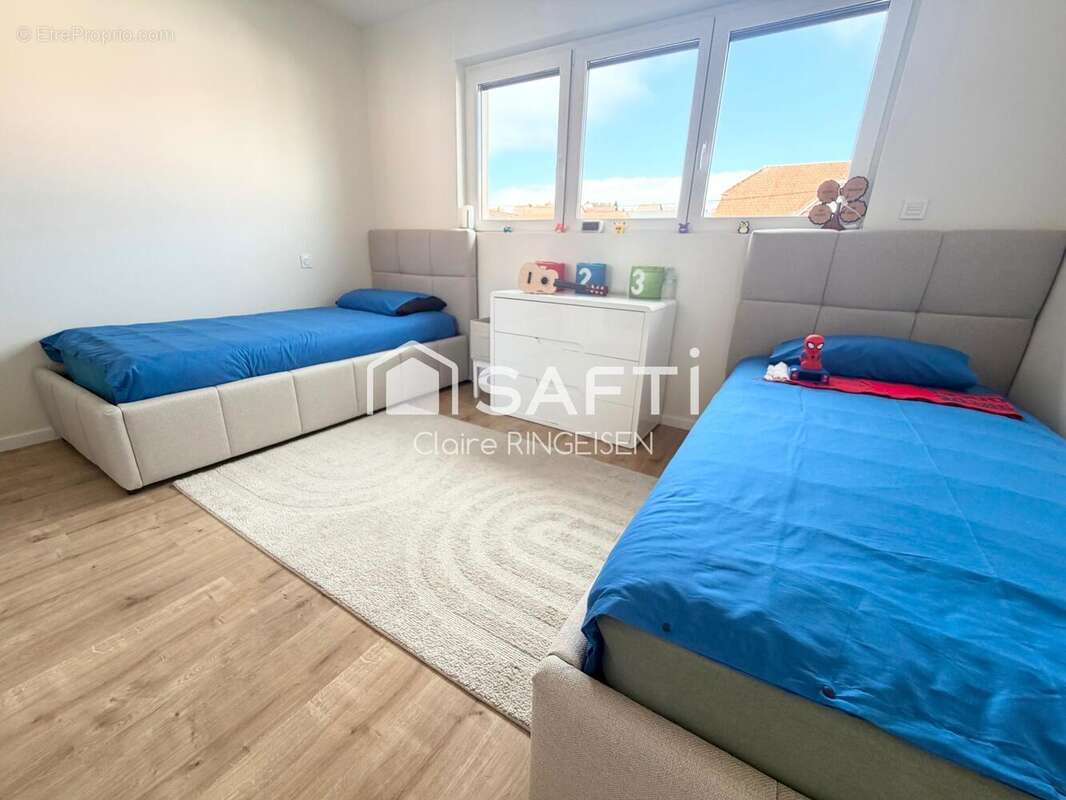 Maison 136 m² à Woustviller  - photo 7