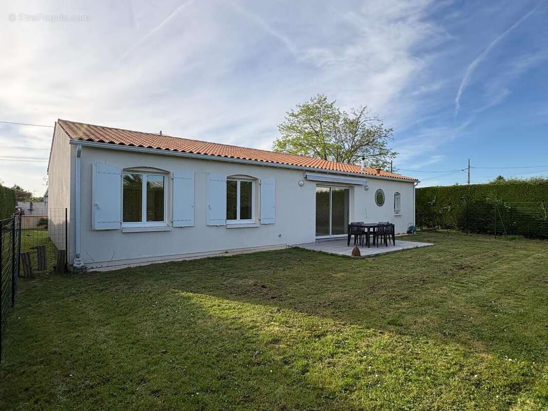 Photo 2 - Maison à SAINT-GEORGES-DES-COTEAUX