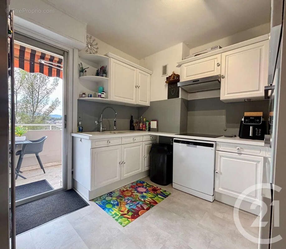 Appartement à LE CANNET