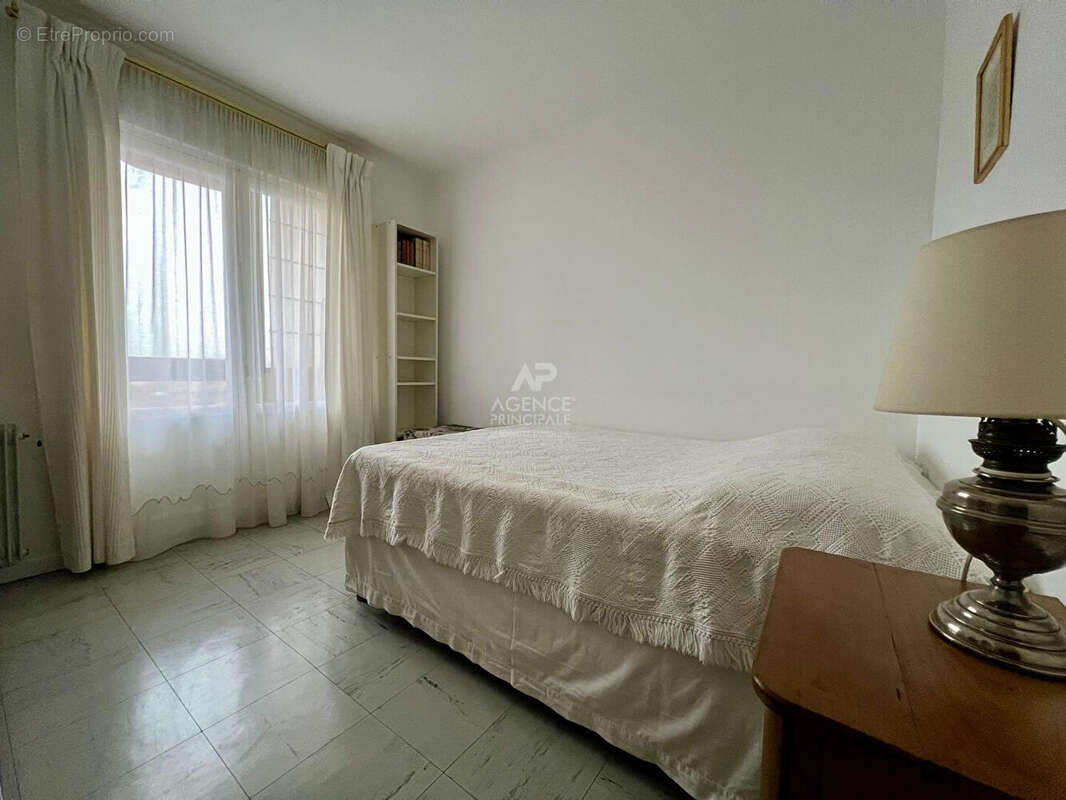 Appartement à HOUILLES