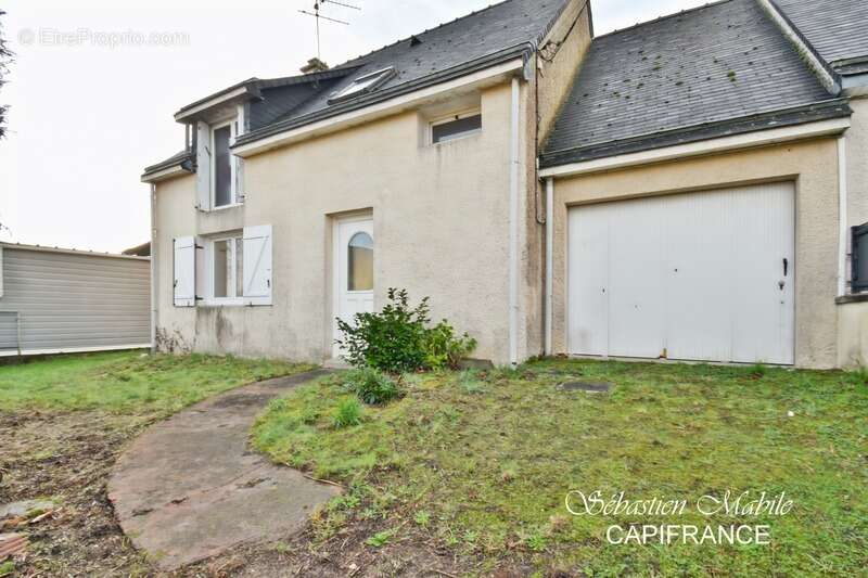 Maison à PLEINE-FOUGERES