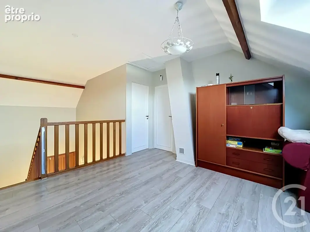 Maison 7 pièces 229 m² à vendre à Chartres (28000) - photo 13