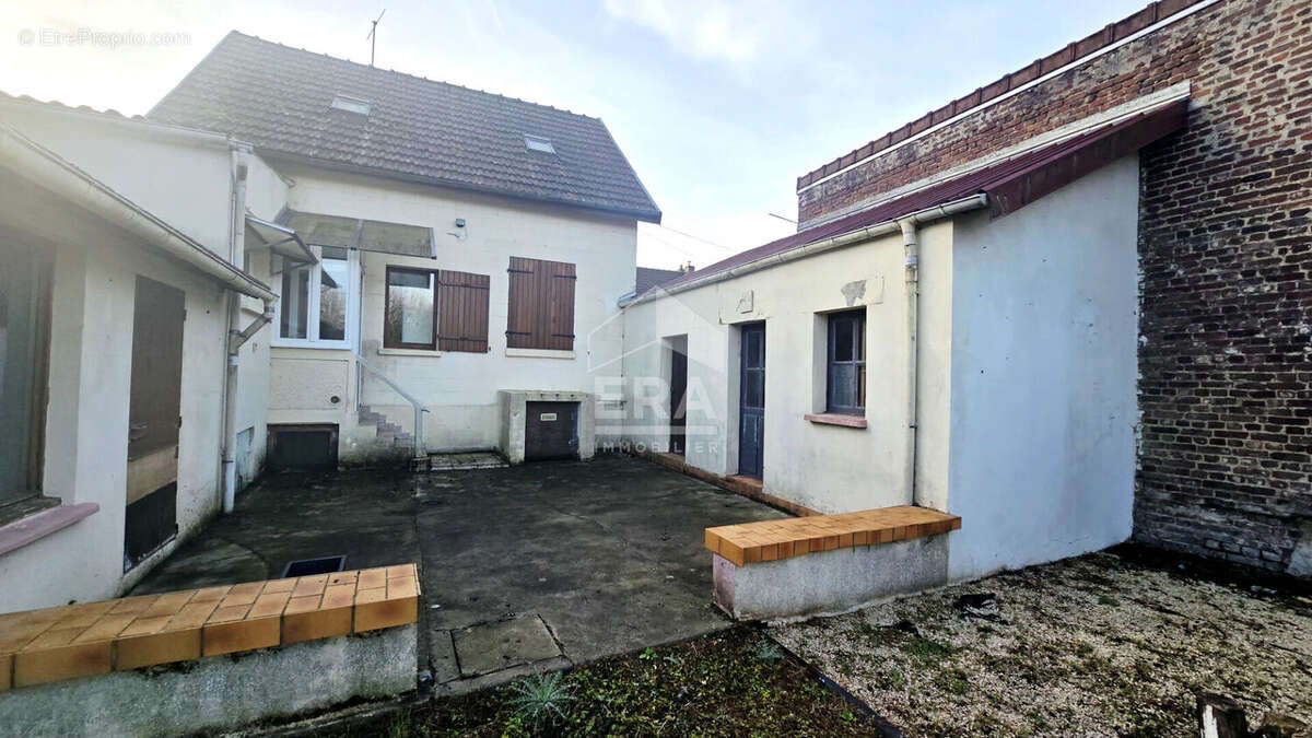 Maison à TERGNIER