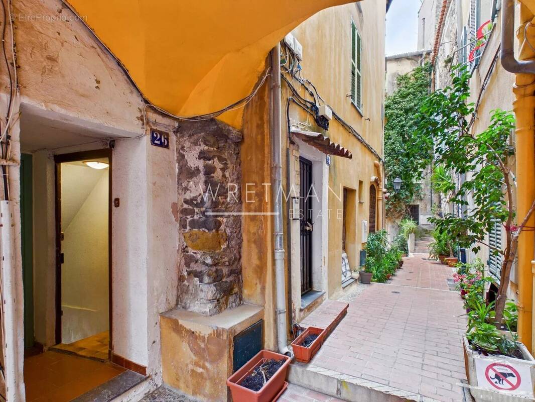 Appartement à MENTON