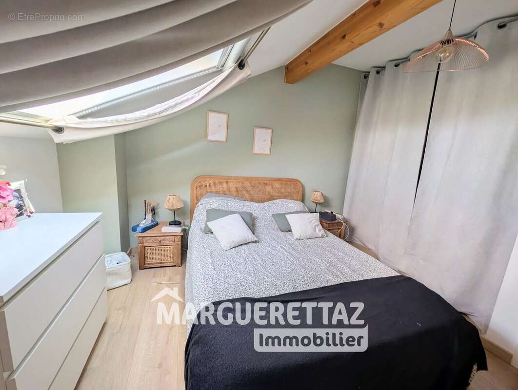 Maison récente T5 sur terrain plat et clôturé - photo 15