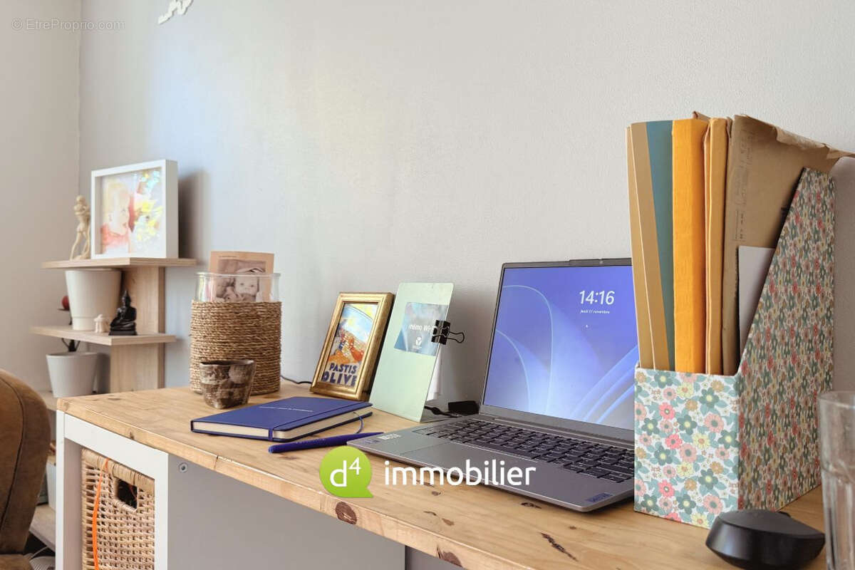 Appartement à MARSEILLE-6E