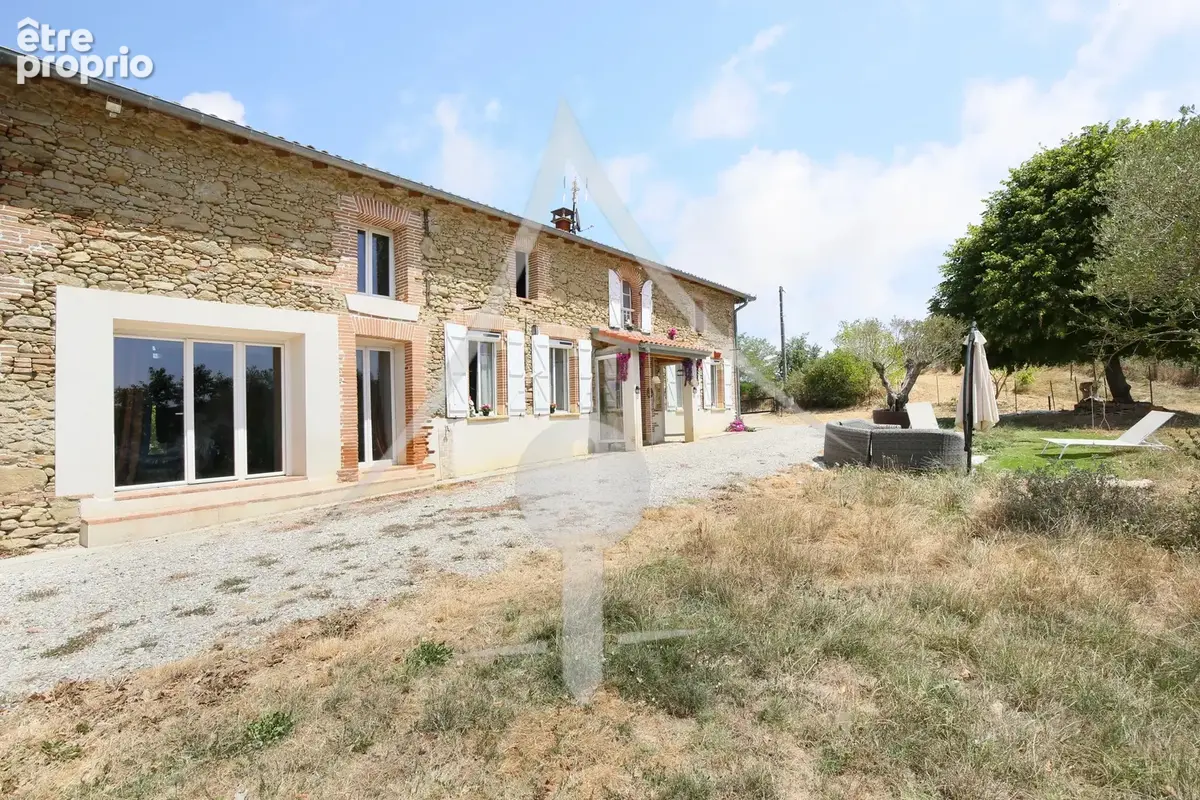 Superbe domaine avec dépendances et piscine - photo 22