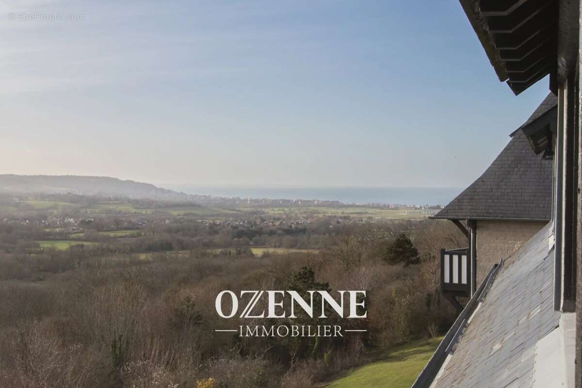 Appartement à TOURGEVILLE