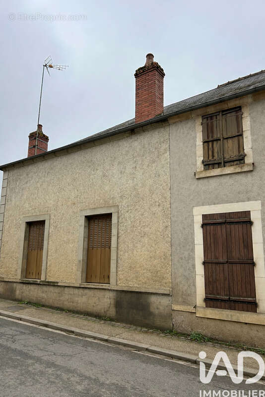Photo 3 - Maison à DUN-SUR-AURON
