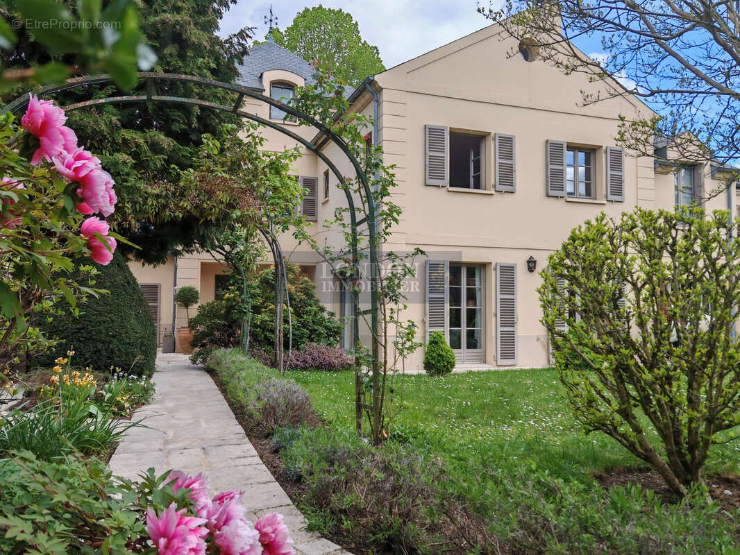 Maison à VERSAILLES