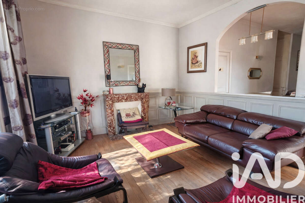 Photo 2 - Maison à SAINTE-GENEVIEVE-DES-BOIS