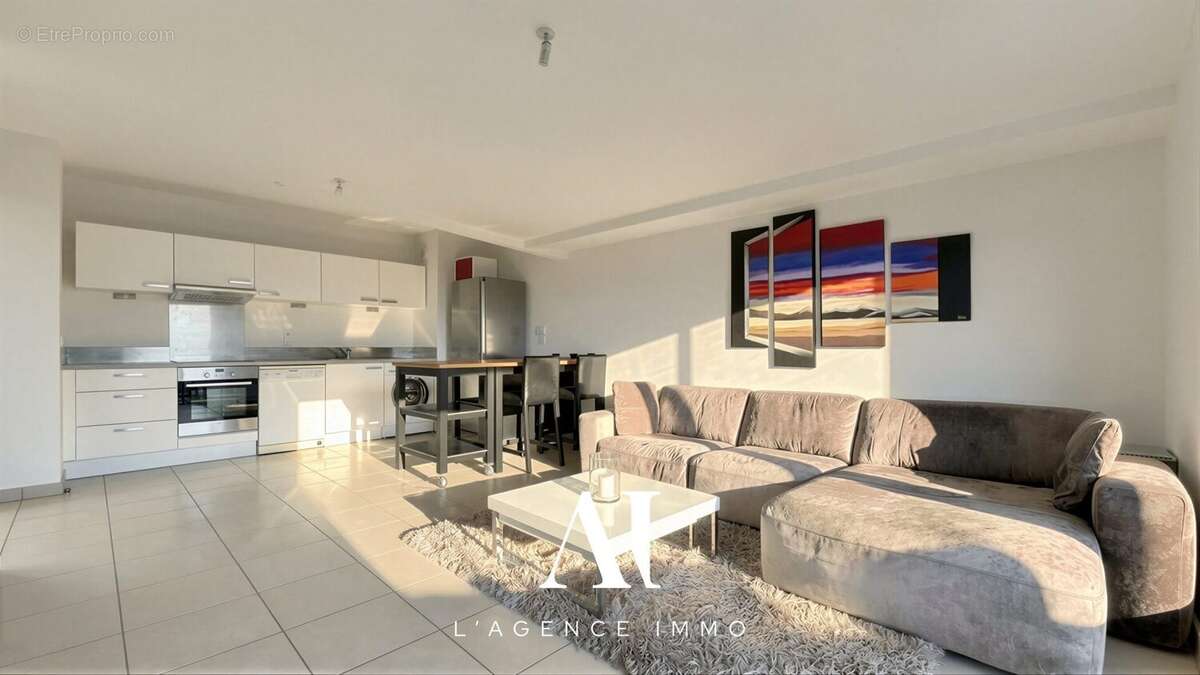 Appartement 84 m² à Saint-Julien-En-Genevois  - photo 3